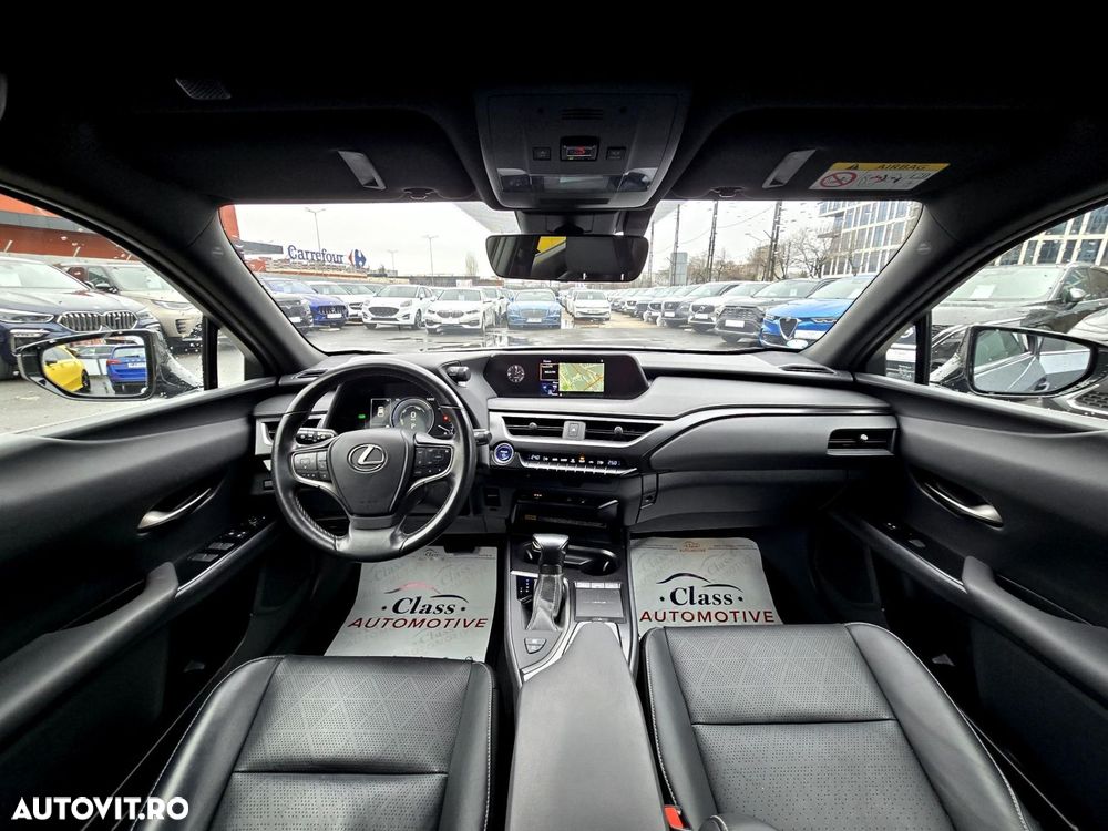 Lexus UX 250h Luxury Line - 5