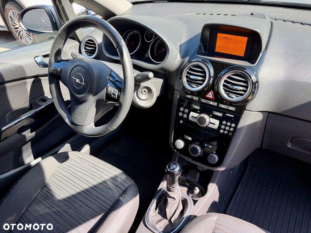 Opel Corsa 1.4 16V Edition - 6