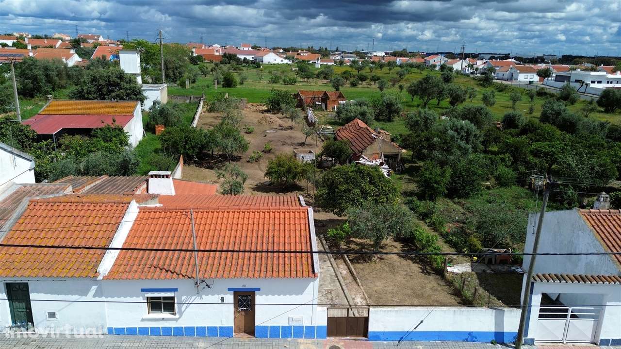 Moradia T2 inserida em lote com 849m2 em Ermidas-Sado - Grande imagem: 2/32