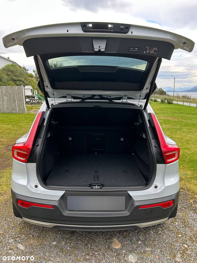 Volvo XC 40 D3 AWD Momentum Pro - 7