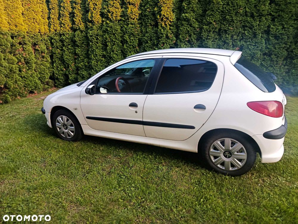 Peugeot 206 - 3