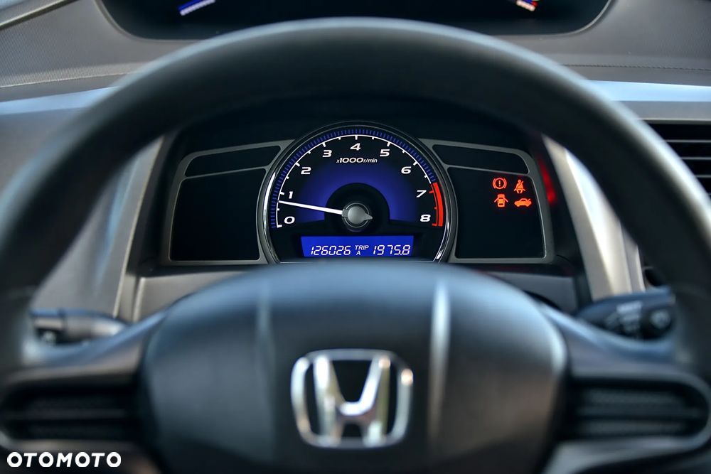 Honda Civic 1.8 Executive - 8
