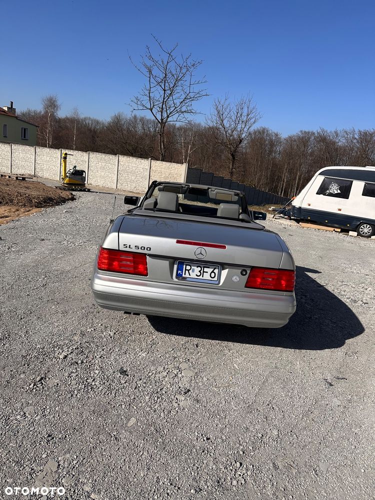 Mercedes-Benz SL - 9