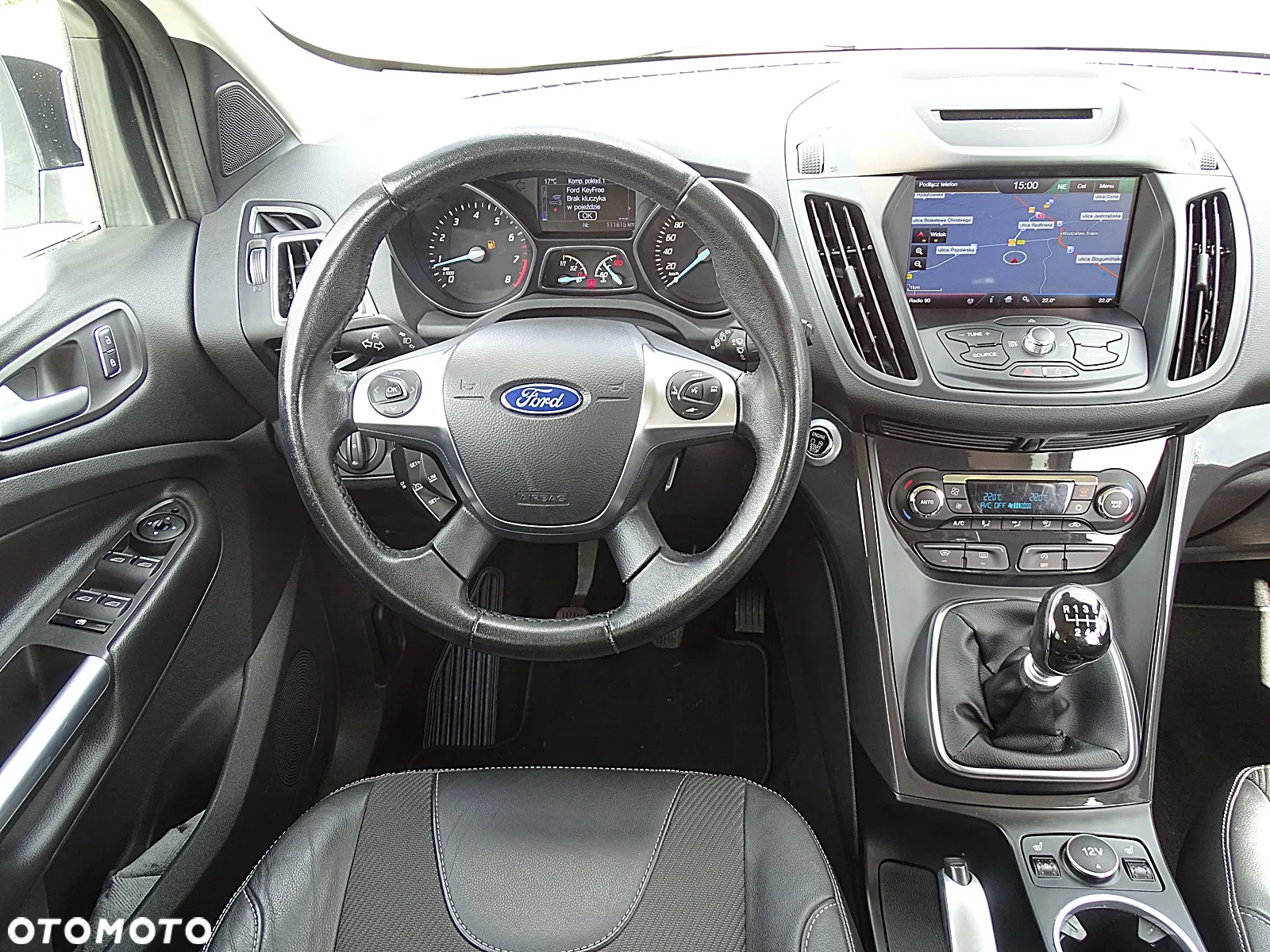 Ford Kuga 1.5 EcoBoost 2x4 Titanium - 28
