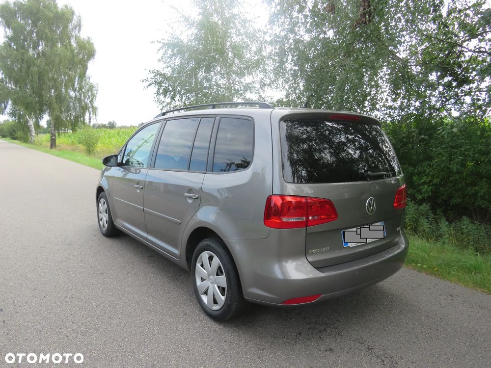 Volkswagen Touran 1.6 TDI DPF BlueMotion Technology MATCH - 4