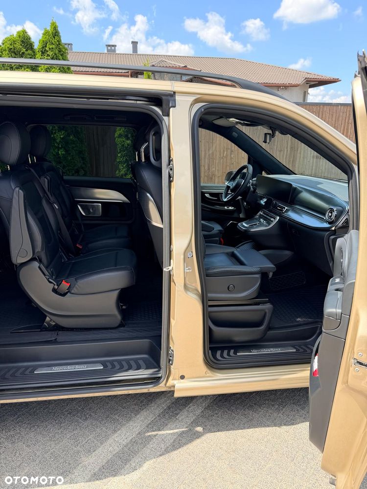 Mercedes-Benz Klasa V 300 d 4-Matic 9G-Tronic Exclusive (d³ugi) - 14