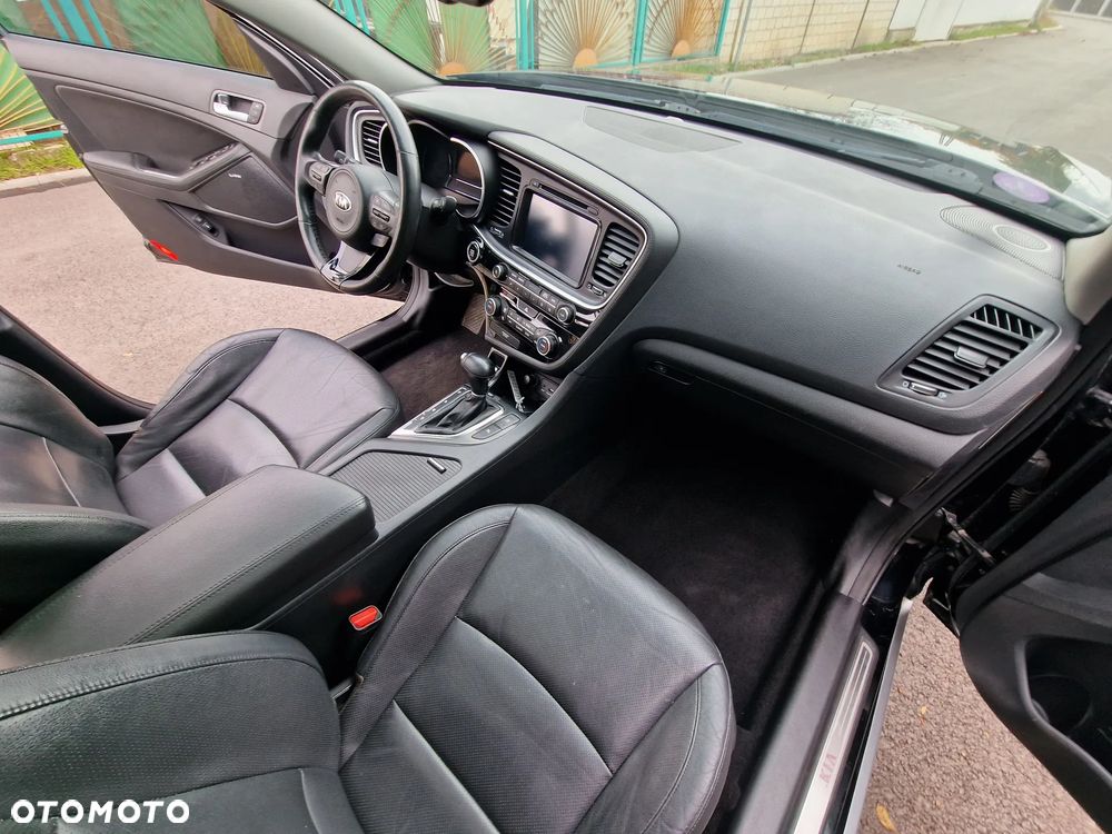 Kia Optima 2.0 CVVT Hybrid Spirit - 12