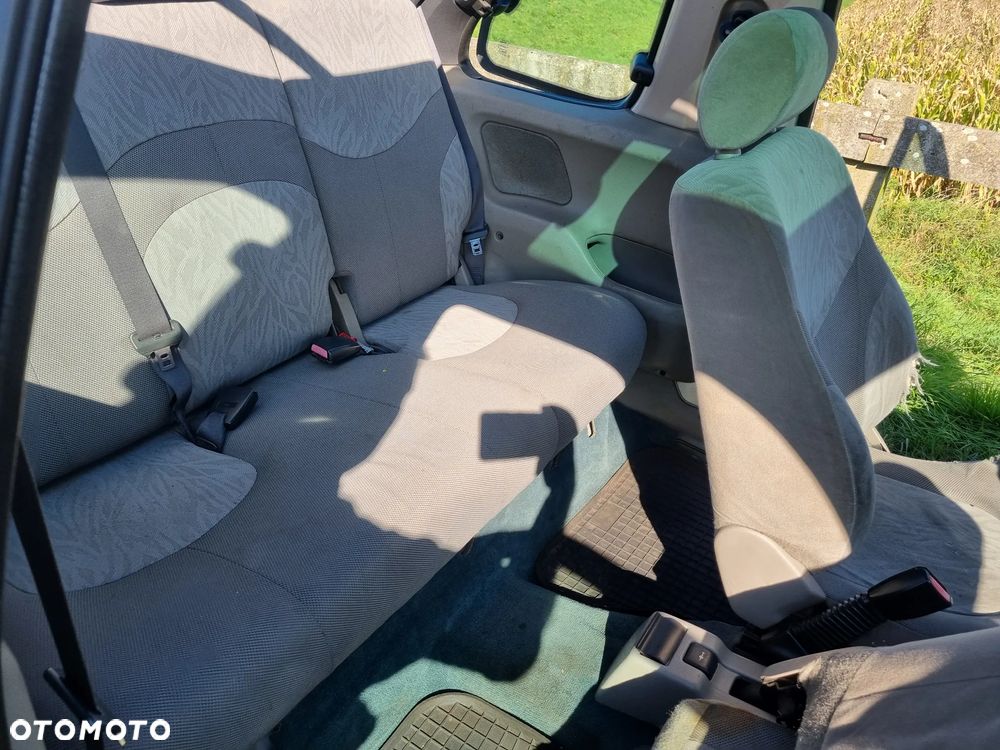 Land Rover Freelander - 16