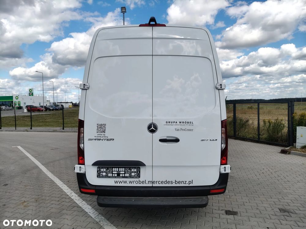Mercedes-Benz Sprinter 317 - 5