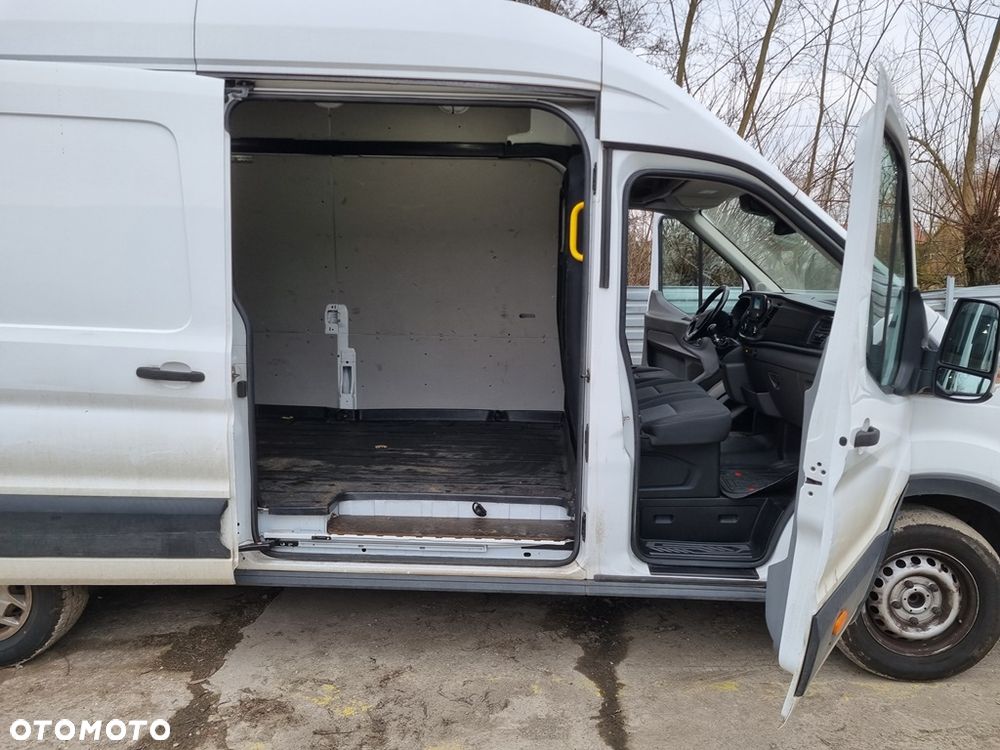 Ford Transit - 19