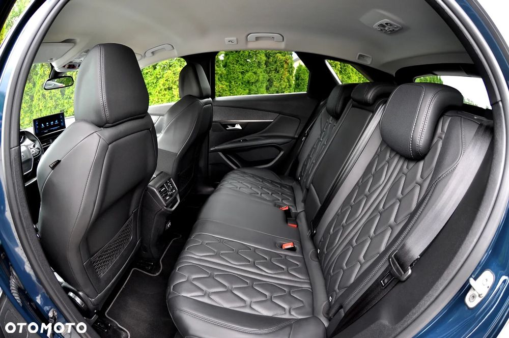 Peugeot 3008 1.2 PureTech Allure S&S EAT8 - 20