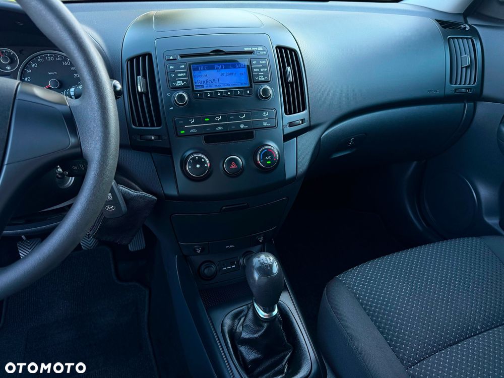 Hyundai i30 1.4 FIFA WM Edition - 21