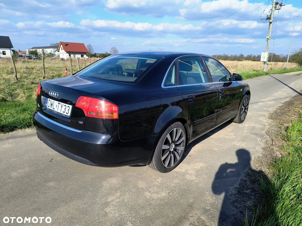 Audi A4 Limousine - 7
