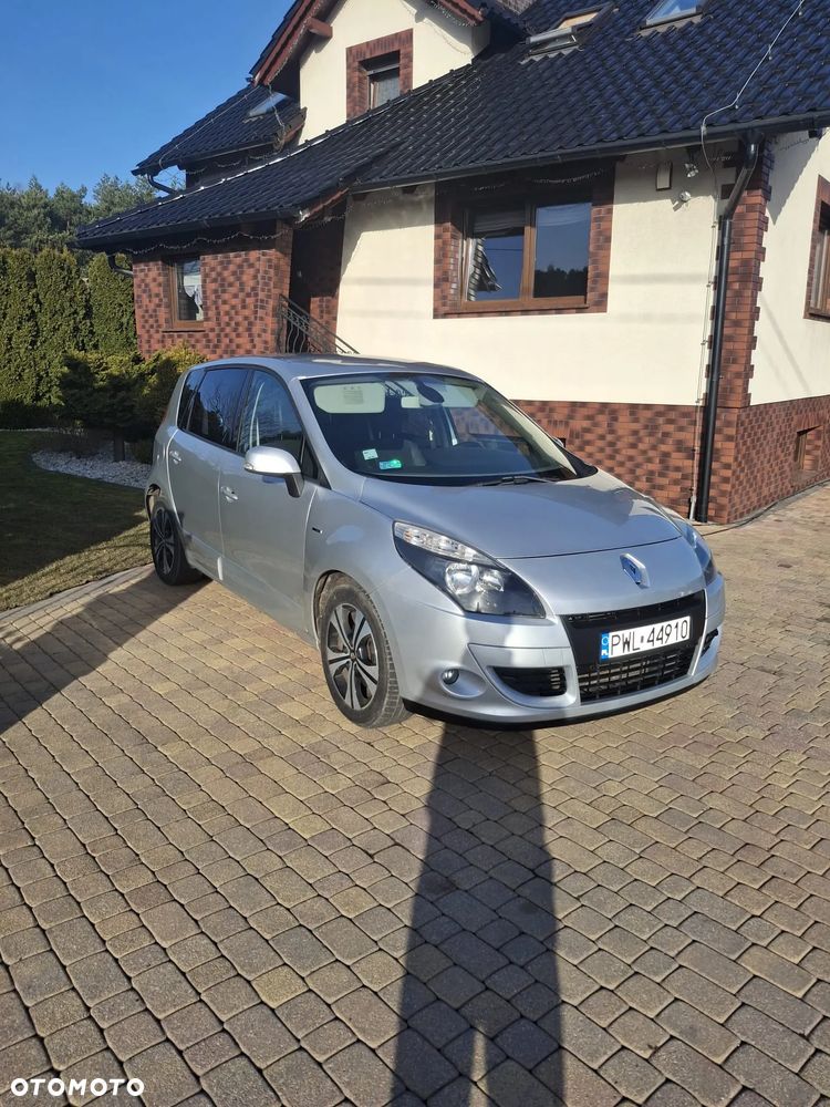 Renault Scenic - 1