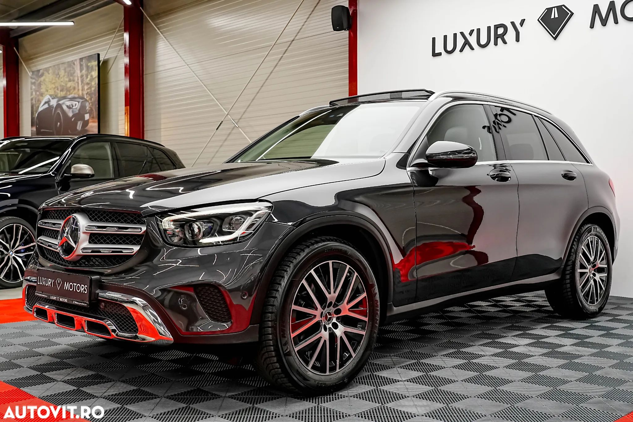 Mercedes-Benz GLC 200 4Matic 9G-TRONIC Exclusive - 1