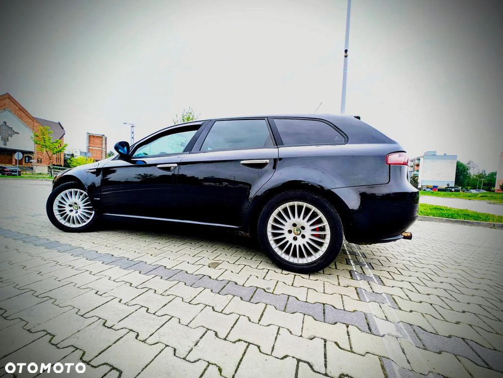 Alfa Romeo 159 - 6