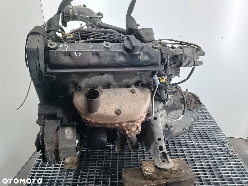 SILNIK KOMPLETNY+ SKRZYNIA BIEGÓW VW GOLF II 1.3 - 8