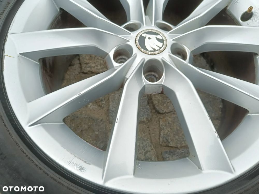 Felgi Aluminiowe 18 Skoda Superb 5x112 ET44 Seat Audi VW 3V0601025J - 12