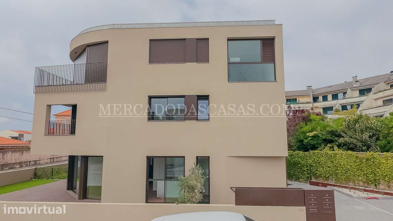 Apartamento T1 amplo e luminoso, próximo à praia, Granja - Grande imagem: 2/12