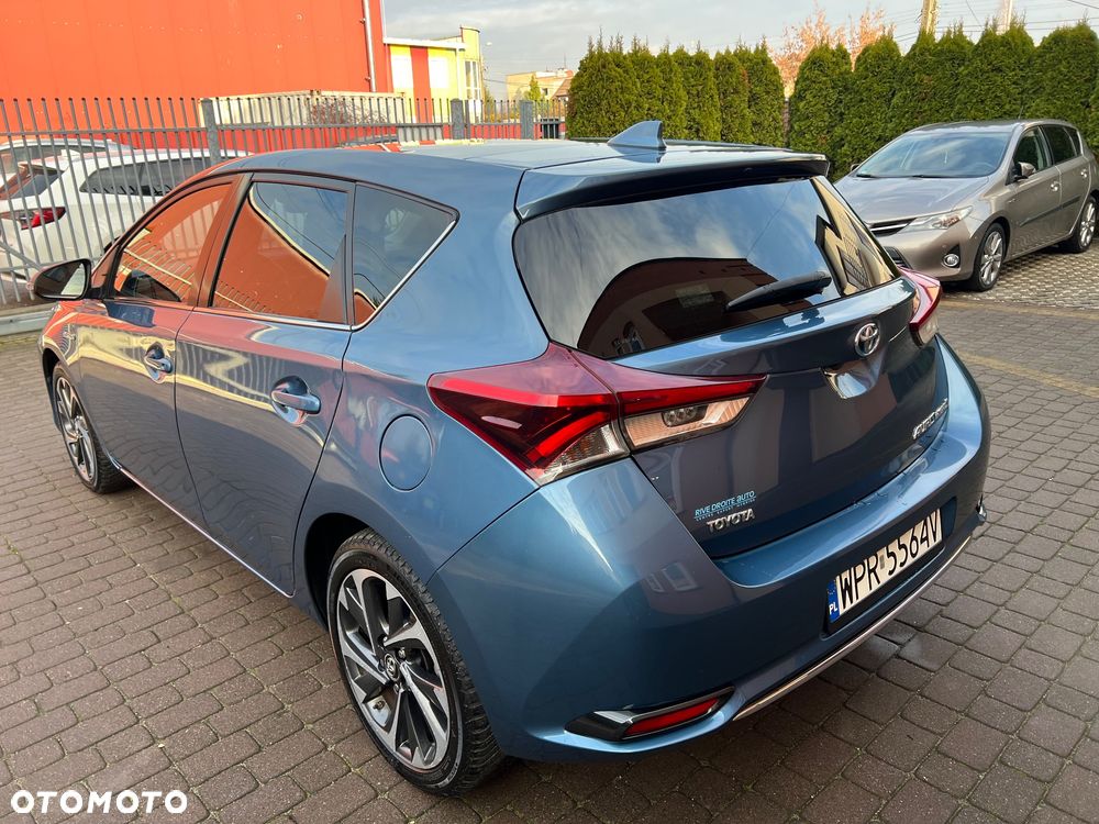 Toyota Auris 1.8 HSD Sol - 14
