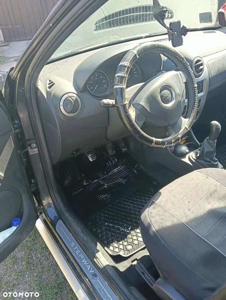 Dacia Sandero 1.6 MPI Stepway - 7