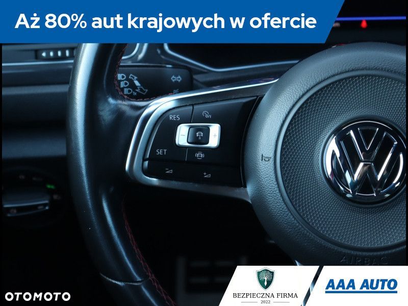 Volkswagen T-Roc - 22