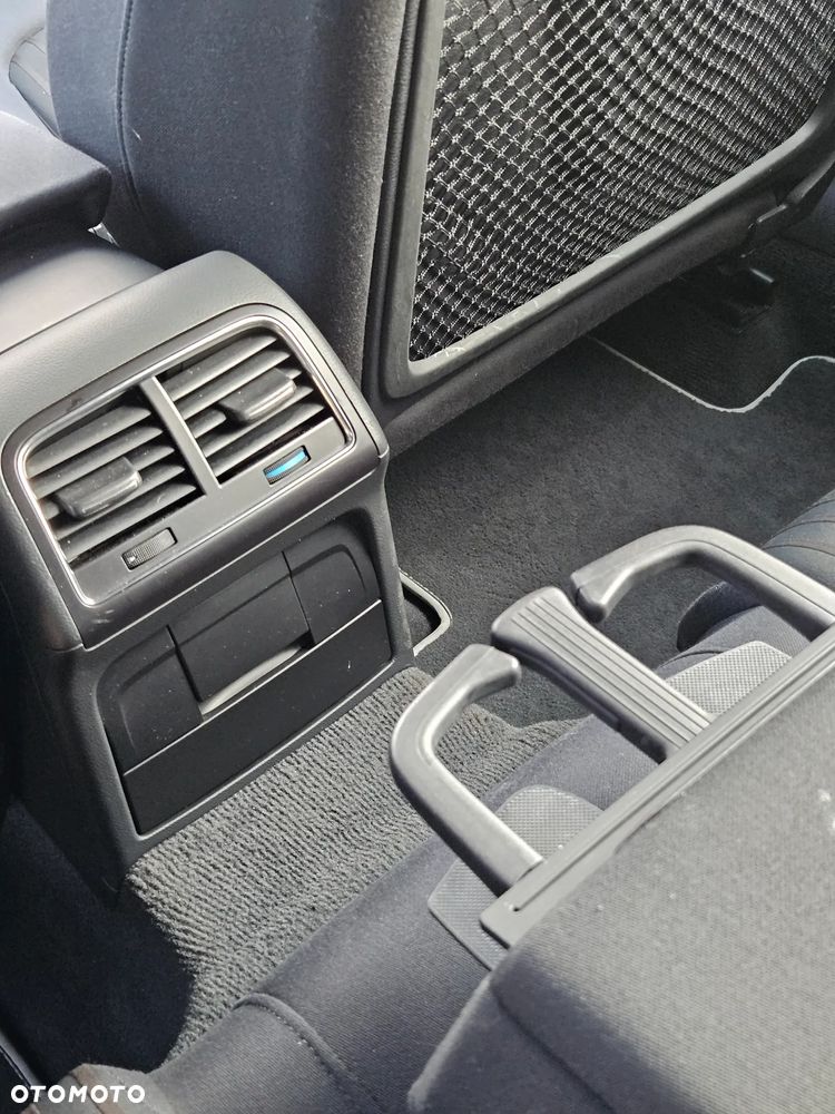 Audi A4 Avant 2.0 TDI DPF Ambiente - 34