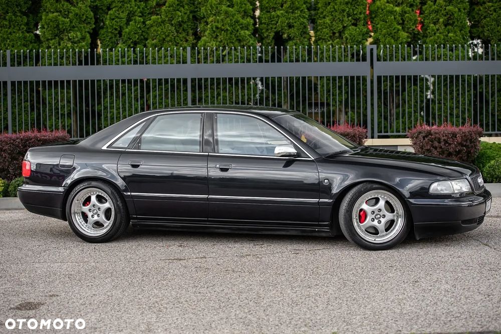 Audi S8 4.2 Quattro - 3