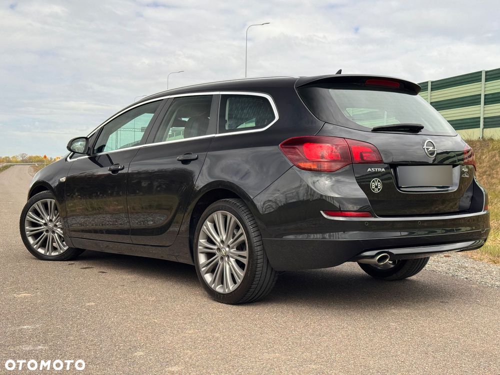 Opel Astra 2.0 CDTI DPF ecoFLEX SportsTourer Start/Stop Innovation - 4