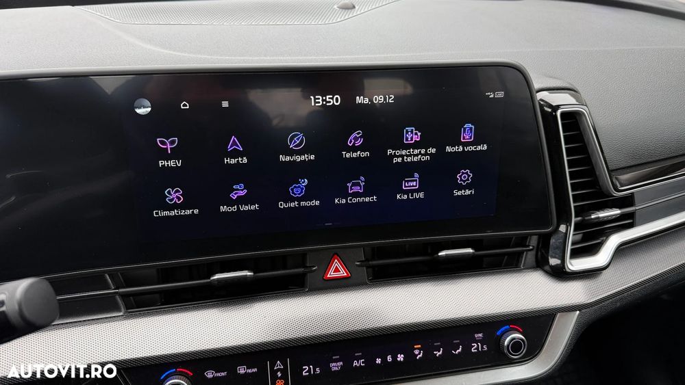 Kia Sportage 1.6 T-GDI PHEV 6AT 4x4 Business Line - 14