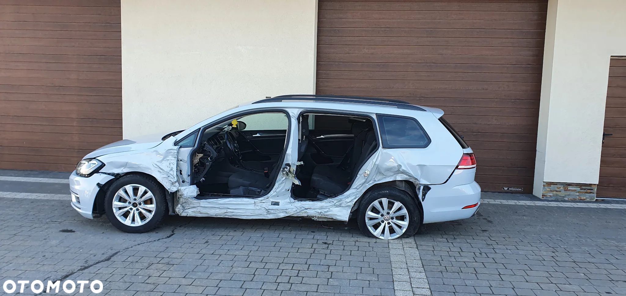 Volkswagen Golf - 4