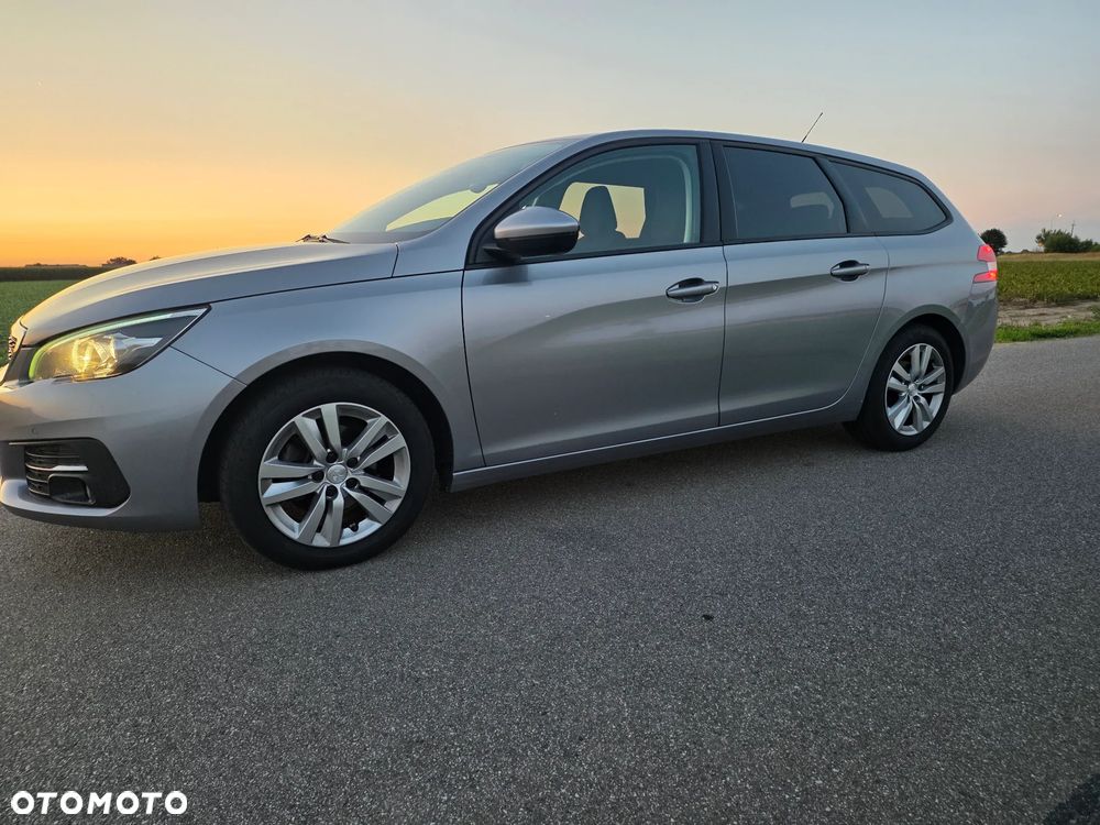 Peugeot 308 1.2 PureTech GPF Active Pack S&S - 17