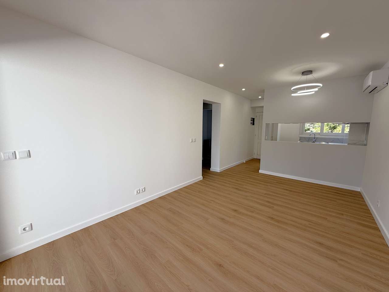 Apartamento T2 Remodelado em Albufeira - Grande imagem: 2/15