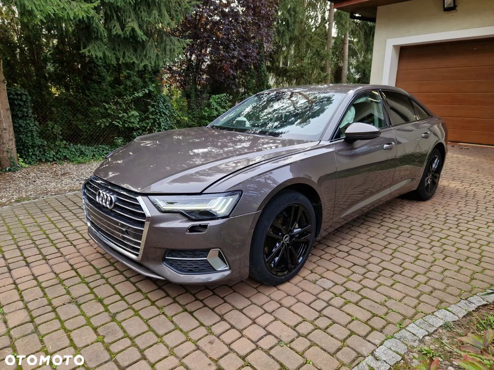 Audi A6 - 1