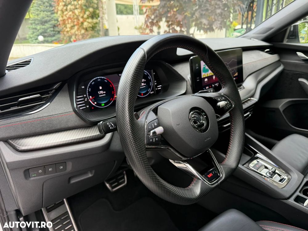 Skoda Octavia 2.0 TDI DSG RS Plus - 12