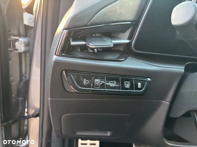 Kia Niro 1.6 GDI Hybrid Business Line - 8