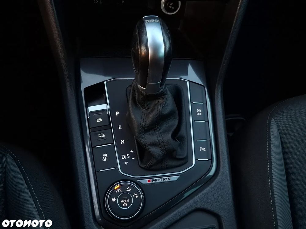 Volkswagen Tiguan - 6