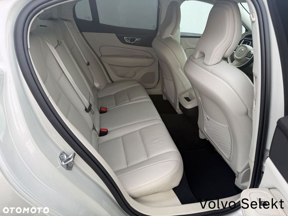 Volvo S60 - 35