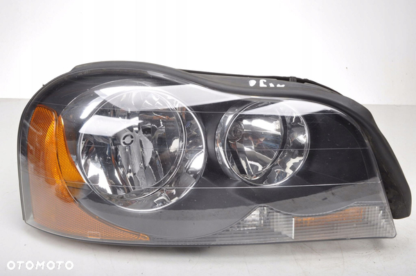 VOLVO XC90 I LAMPA PRAWA PRZEDNIA ANGLIK