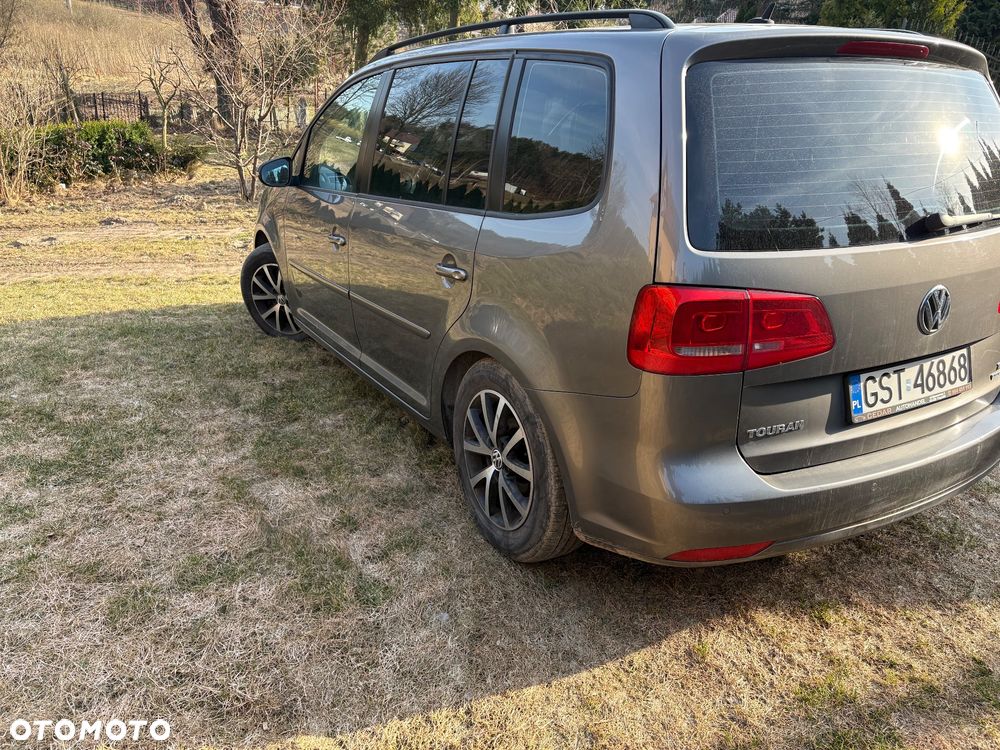 Volkswagen Touran 1.6 TDI DPF BlueMot Comfortline - 5