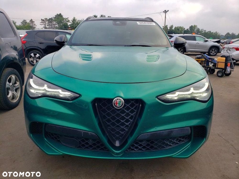 Alfa Romeo Stelvio - 3