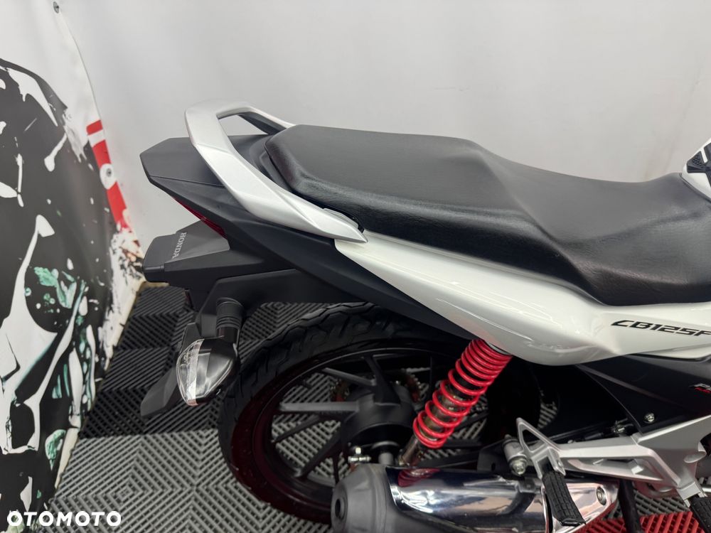 Honda CBF - 28