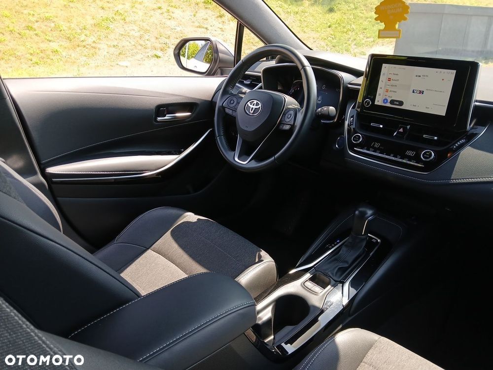 Toyota Corolla 2.0 Hybrid Comfort - 20