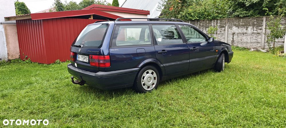Volkswagen Passat 1.9 TDI - 9
