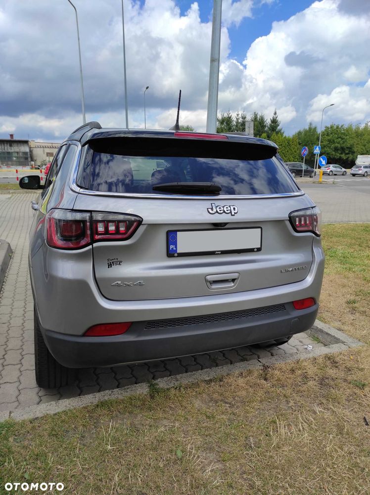 Jeep Compass - 2