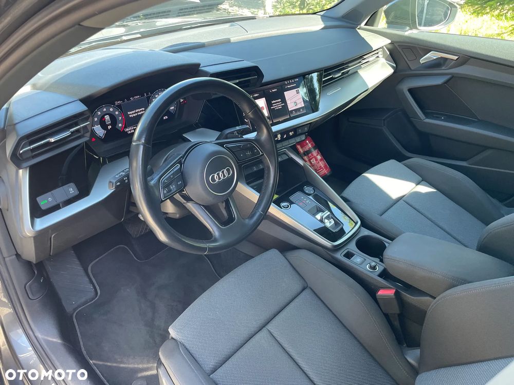 Audi A3 Limousine 30 TFSI mHEV S Line S tronic - 14