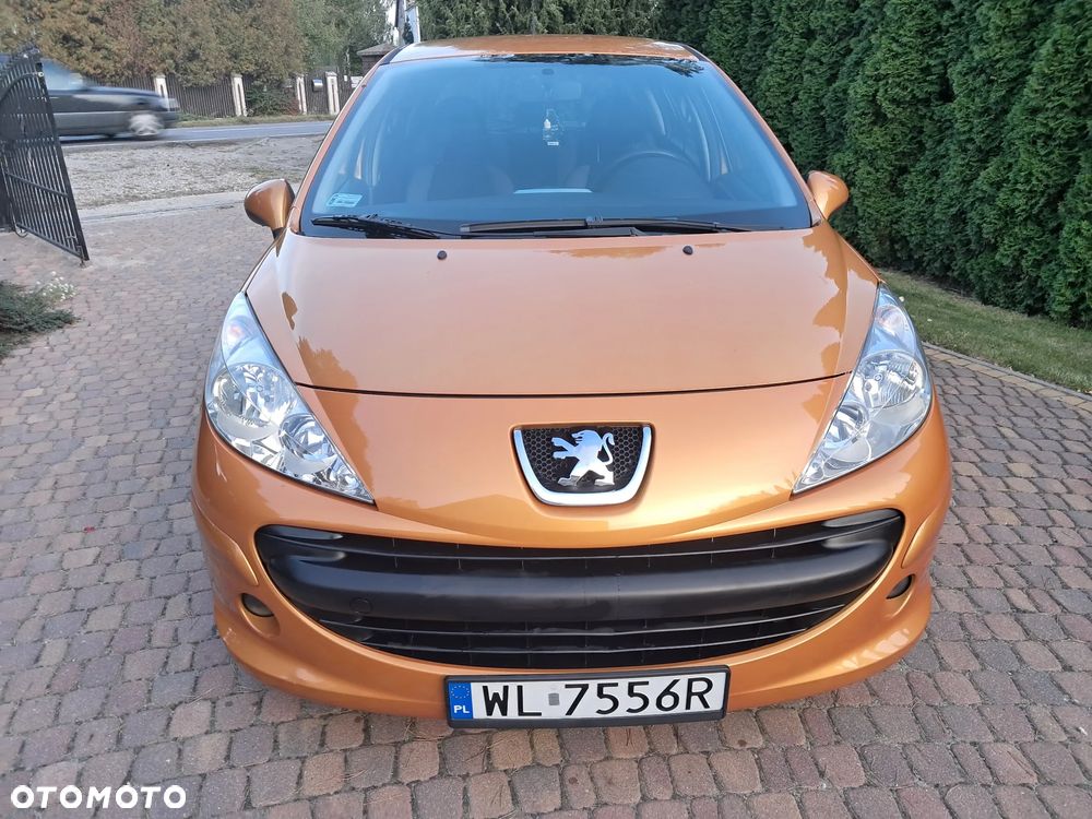 Peugeot 207 - 7