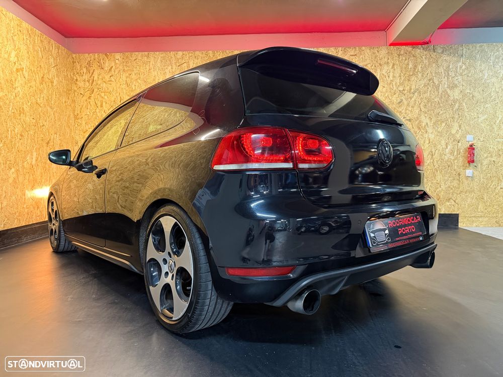 VW Golf 2.0 GTI - 17