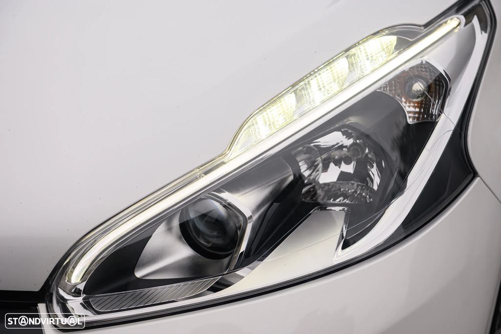 Peugeot 208 1.2 PureTech GT Line - 49