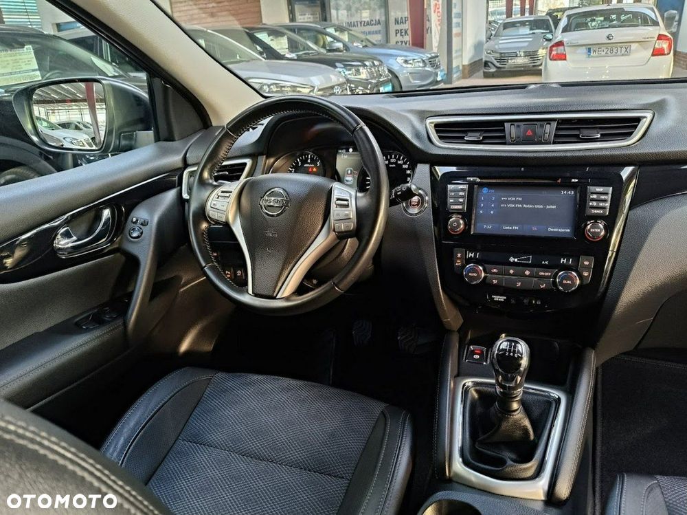 Nissan Qashqai 1.6 DIG-T Tekna - 19